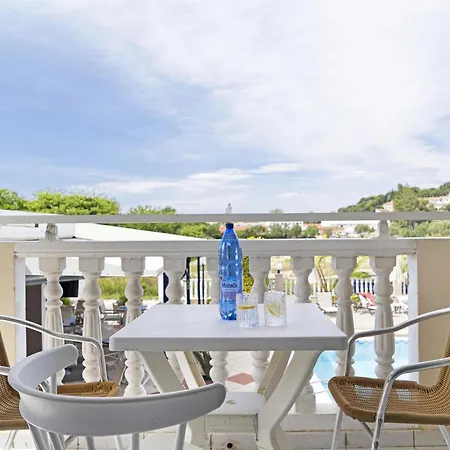 Sandy Maria 201 扎金索斯镇